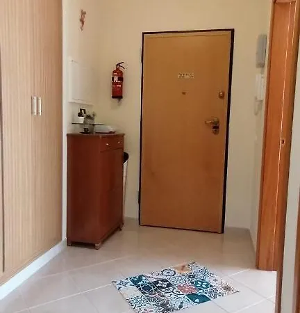 De - 2 Bed 2 Bath First Floor * Tavira