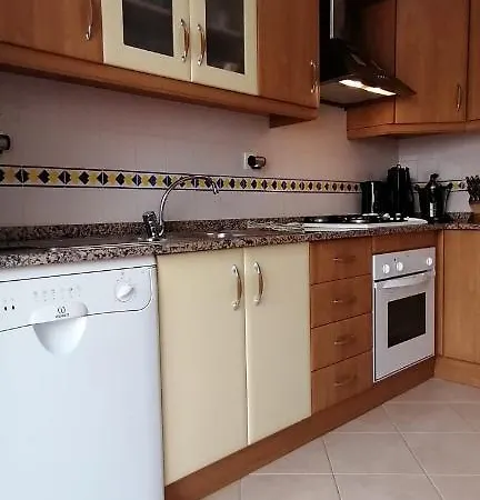 De - 2 Bed 2 Bath First Floor Apartmán
