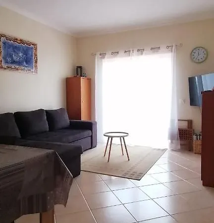 Appartement De - 2 Bed 2 Bath First Floor *